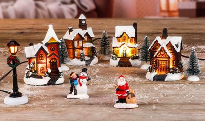 LED Weihnachtsstadt - Set 11-teilig - mit 5 warmweißen LED - Weihnachtsdorf Tischdeko Fensterdeko beleuchtet