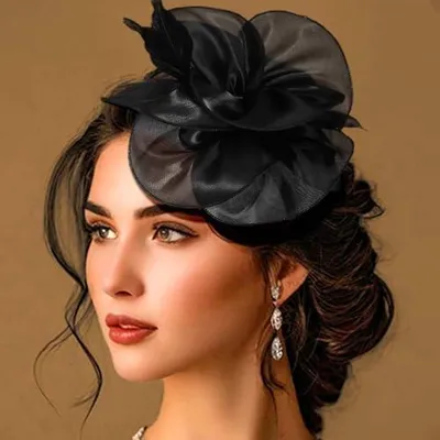 Produktbild von Schwarzer Fascinator-Hut für Damen mit Schleier, Pillbox-Form, Stirnband und Clip für Tee-Partys