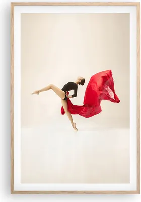 Produktbild von Gerahmtes Poster - Rahmen in heller Eiche - Ballerina Tanz Rot - 61x91,5 cm - Wand Bild - Wanddeko - Wandbilder - Kunstposter - Wandposter - Bilderrahmen - Bilder - Kunstdruck - P2NPA61x91-4437