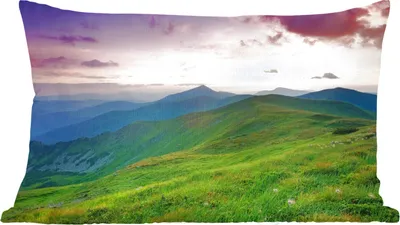Produktbild von MuchoWow® Zierkissen Sofakissen Wohnzimmer Dekokissen 60x40 cm Berg - Gras - Landschaft - Abend - Kopfkissen - Polster mit Foto