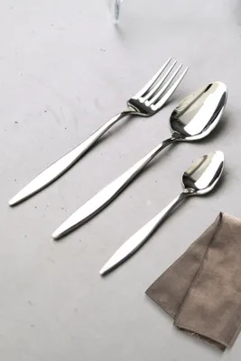 Obrázok produktu pre Hermia Concept, kvalitná súprava príborov (18 kusov) vyrobená zo 100% nerezovej ocele, strieborná farba