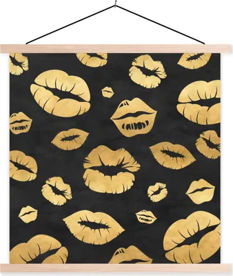 Produktbild von MuchoWow® Textilposter Muster - Kuss - Gold - Schwarz 120x120 cm mit holzfarbenen Rahmen - Textil-Poster