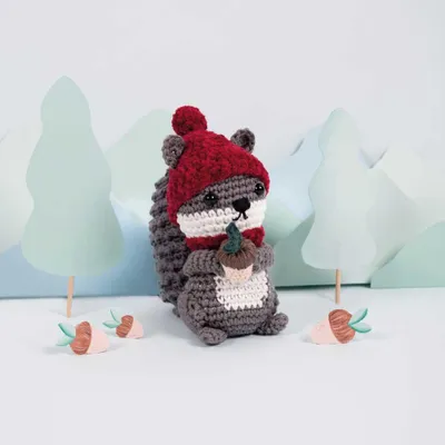 Image de Kit de crochet DMC Amigurumi « Écureuil gourmand », 15 x 13 cm