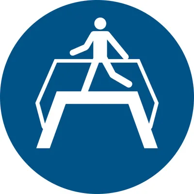 Produktbild von Gebotszeichen 'Übergang benutzen' (M023), gem ASR A1.3 (DIN EN ISO 7010) Schild Kunststoff 20cm 1 Stück