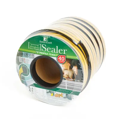 Obrázek produktu pro Samolepicí těsnicí páska na dveře a okna v roli – profil D – černá – 40 metrů (2 × 20 m) – pro mezery 4–12 mm – EPDM kaučuk – izolační, odolná proti povětrnostním vlivům a UV záření – pro dveře a okna [11599BK-12-40], Obrázek vytvořený pomocí AI
