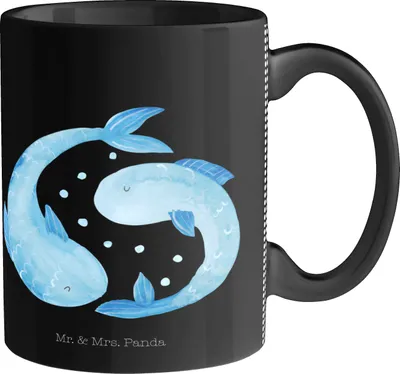 Produktbild von Mr. & Mrs. Panda Becher Sternzeichen Fische - Schwarz - Geschenk, Kaffeebecher, Kaffeetasse, Tasse, Sternbild, Geburtstag Februar, milchkaffeetasse, Fisch, Pott, März