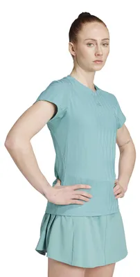 Produktbild von Adidas Freelift T-Shirt Damen, Grün