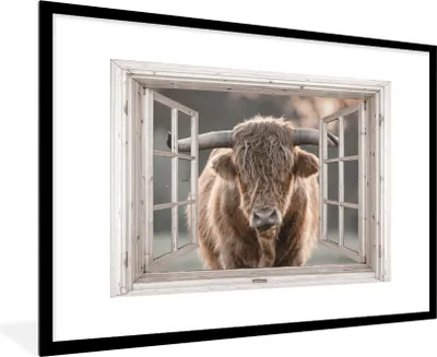 Produktbild von MuchoWow® Gerahmtes Poster Schottischer Highlander - Tier - Ansicht 90x60 cm - Poster mit Schwarzem Bilderrahmen Wandposter Rahmen Foto Bilder - Wanddekoration - Fotos