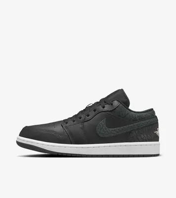 Produktbild von Nike Air Jordan 1 Low SE "Black Elephant", Schwarz, Größe: 41