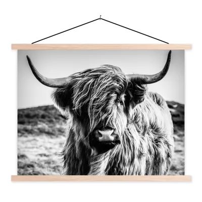 Produktbild von MuchoWow® Textilposter Schottischer Highlander - Natur - Kuh - Schwarz - Weiß 60x45 cm mit holzfarbenen Rahmen - Bild