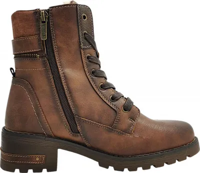 Imagen del producto de Botas de cordones marrones para mujer de la marca Mustang, ideales para uso casual