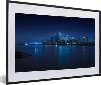 Produktbild von MuchoWow® Gerahmtes Poster Die Skyline von London bei Nacht 60x40 cm - Poster mit Schwarzem Bilderrahmen Wandposter Rahmen Foto Bilder - Schlafzimmer - Plakat in Rahmen - Drucken