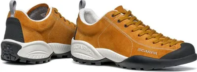 Mojito Lifestyleschuh von Scarpa in orange-braun mit grauen und schwarzen Akzenten; seitliche Ansicht.