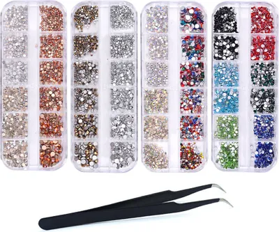Produktbild von 4 Boxen Strasssteine für Nägel, Nagelglitzer, Pailletten, Nagelaufkleber Diamanten für Nagelkunst, mit Strass-Picker