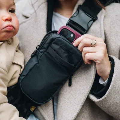 Produktbild von Wildride Premium Slide-On Bag, Zubehörtasche für Kindertrage, Schwarz, 18x9x4,5 cm