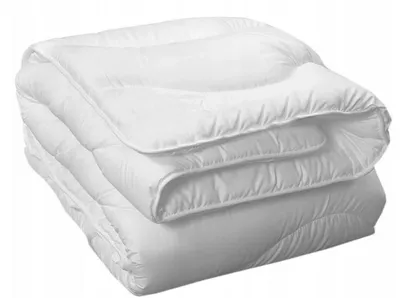 Produktbild von Kora Sommerbettdecke 160x200 cm leicht allergikerfreundlich