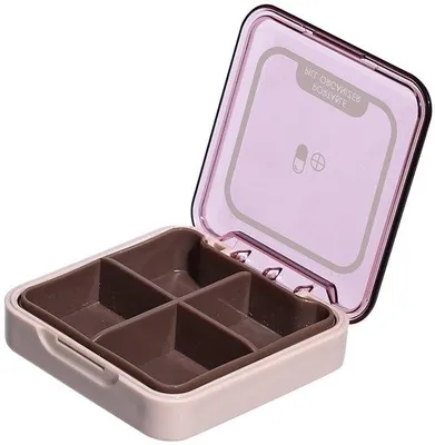 Obrázek produktu pro Malá, bez BPA, voděodolná, přenosná, čtyřdílná sada organizérů z červeného plastu.