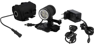 Zdjęcie produktu dla Lampka LED na kask rowerowy FISCHER LUMOZ 1600 - do 7 godzin świecenia, bateria w zestawie