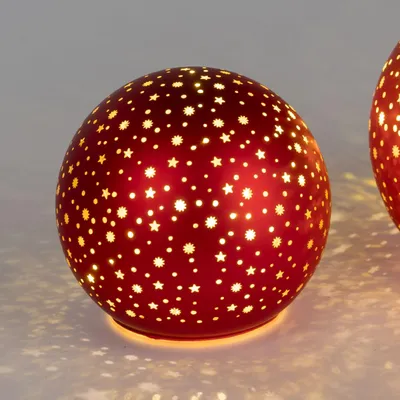 Produktbild von LED Deko Kugel STARS Sterne rot zum stellen D. 10cm aus Glas Formano W25