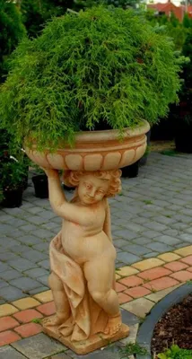 Produktbild von Casa Padrino Jugendstil Blumentopf mit Skulptur Beige Ø 50 x H. 86 cm - Pflanzentopf - Gartendeko