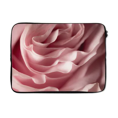Produktbild von MuchoWow® Laptop Hülle 14 ZollRosenblütenblätter - Rosen - Rosa Laptoptasche - Laptoptasche - Stoßsicher - Schutzhaube