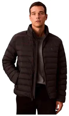 Produktbild von Herrenjacke Schwarz: Wasser- & Winddicht mit Kapuze und Taschen