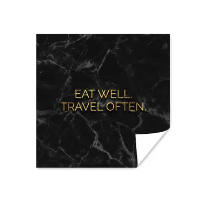 Produktbild von MuchoWow® Poster Zitat - Essen - Reisen - Gold 100x100 cm - Babyzimmer
