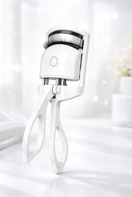 Produktbild von Beheizbare Wimpernzange USB– Perfekt geschwungene Wimpern in Sekunden weiß