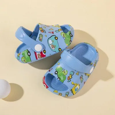 Produktbild von Bade- und Strandpantoffeln für Kinder - weich und antislip - modische Sommerpantoffeln - licht und atmungsaktiv - für Mädchen und Jungen - Größe 16