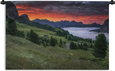 Produktbild von MuchoWow® Wandteppich Wandbehang Gras - Berge - Abend 60x40 cm Tapisserie Dekoration Wandtuch - Wanddekorationen