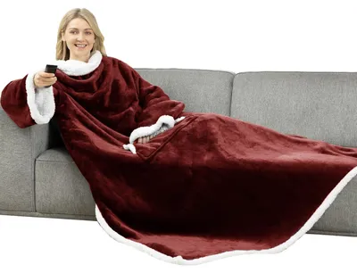 Obrázok produktu pre Hrejivá deka s rukávmi, sherpa fleece, červená, 140x180 cm