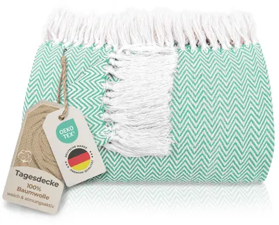 Produktbild von Gräfenstayn Premium Tagesdecke mit Fransen - 100% Baumwolle - 150 x 200 cm - Fischgrätenmuster Sommerdecke - Baumwolldecke als Bett-Überwurf, Couch-Überwurf, Sofa-Decke (Mint)