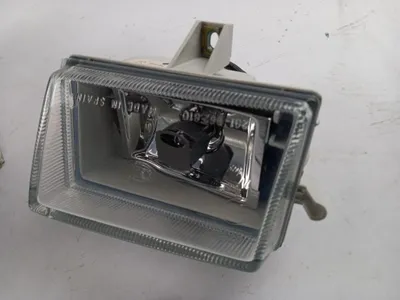 Produktbild von Original VW Polo Halogen Nebelscheinwerfer vorne rechts 6N0941700