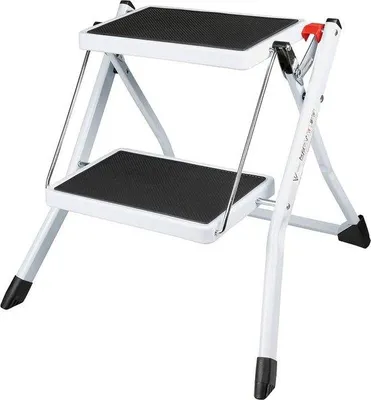 Produktbild von Klappbare Mini Trittleiter, 2-stufig, rutschfeste Stufen, 150 kg Tragkraft für Haushalt
