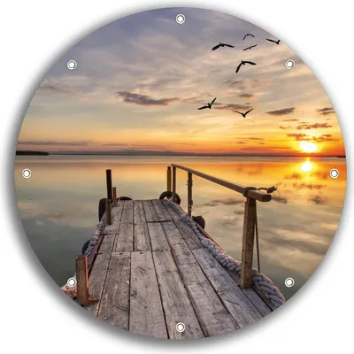 Produktbild von Wallario rundes Outdoor-Poster für Garten oder Balkon, Motiv Sonnenuntergang über dem See  idyllischer Steg, 30 cm Durchmesser
