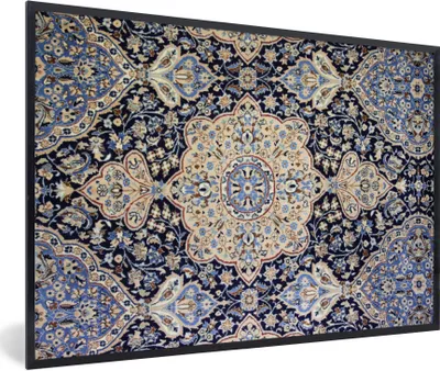 Produktbild von MuchoWow® Gerahmtes Poster Persischer Teppich - Teppich - Mandala - Blau 90x60 cm - Poster mit Schwarzem Bilderrahmen Wandposter Rahmen Foto Bilder - Fotorahmen - Foto-Plakat