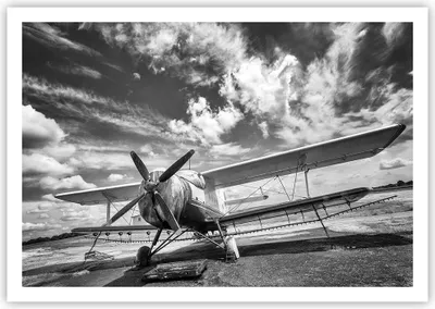 Produktbild von Poster - Poster ohne Rahmen - An-2 Flugzeug Schwarzweiß - 100x70 cm - Wand Bild - Wanddeko - Wandbilder - Kunstposter - Wandposter - Bilder - Kunstdruck - Wanddekoration - Wandbild - P2XAA100x70-4228