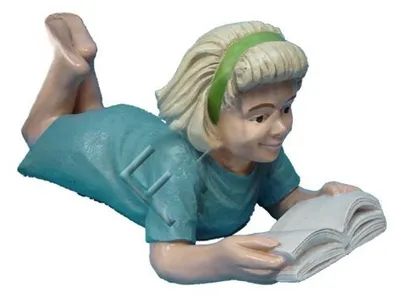 Obrázek produktu pro Design Dívka s knihou Figurka Socha Sochy Dekorace