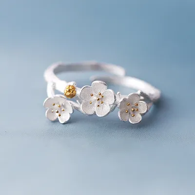 Produktbild von Modischer Pflaumenblüten-offener Fingerring, handgefertigte Blume, verstellbarer Damenschmuck