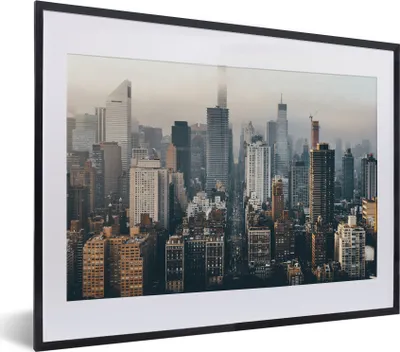 Produktbild von MuchoWow® MuchoWow® Gerahmtes Poster Skyline von New York 40x30 cm - Poster mit zchwarzem Bilderrahmen - Bilderrahmen - Poster im Rahmen