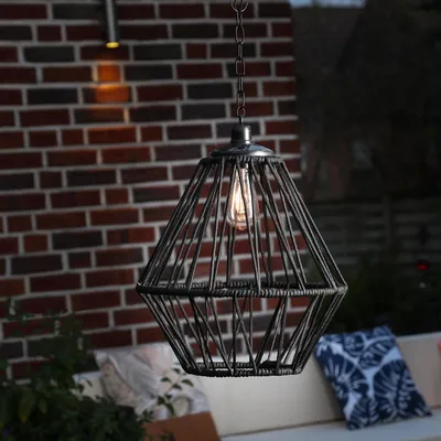 Produktbild von LED Solar Hängeleuchte - Kunststoffseil - 1 warmweiße LED - H: 47cm - D:38cm - Lichtsensor - schwarz