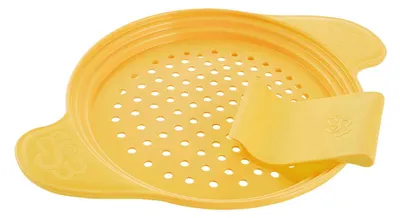 Immagine prodotto di Spätzlewunder: l'alternativa alle grattugie, alle presse e alle tavole per spätzle. Con raschietto brevettato di colore giallo