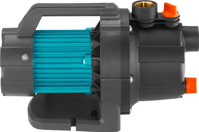 A side view of a Gardena Gartenpumpe 3000/4 BASIC water pump against a white background.