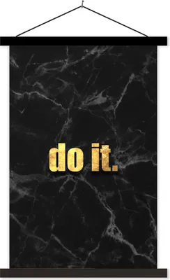 Produktbild von MuchoWow® Textilposter Zitate - Motivation - Gold - Schwarz 60x90 cm mit schwarzem Rahmen - Poster Wohnzimmer