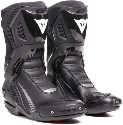Immagine prodotto di Stivali da moto impermeabili Dainese Nexus 3 D-WP, taglia 43