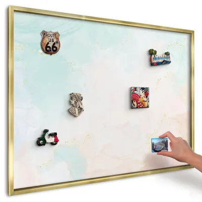 Produktbild von Magnettafel 100x70 cm mit goldenem Rahmen - Magnetische Metalltafel, Magnetpinnwand zur Wandmontage für Wohnzimmer, Küche, Flur, Kinderzimmer und Büro - Pastell-Eleganz