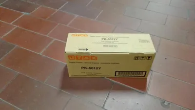 Imagen del producto de Cartucho de tóner Utax - PK-5012Y - 1T02NSAUT0 - amarillo - para 10.000 páginas