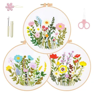 Produktbild von Komplettes Stickset für Anfänger mit Blumenmotiv