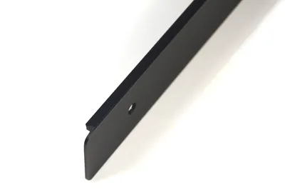 Produktbild von IHC Endleiste Winkelleiste Arbeitsplatte Seiteleiste Schwarz mit Löcher 38mm rechts