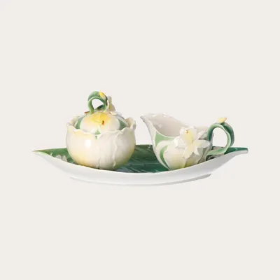 Produktbild von KEYHOMESTORE | Set aus Zuckerdose und Milchkännchen aus weißem Porzellan mit Blumen